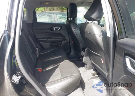 2022 Jeep Compass Trailhawk 4X4 из США, поврежденный, VIN 3C4NJDDB5NT197778